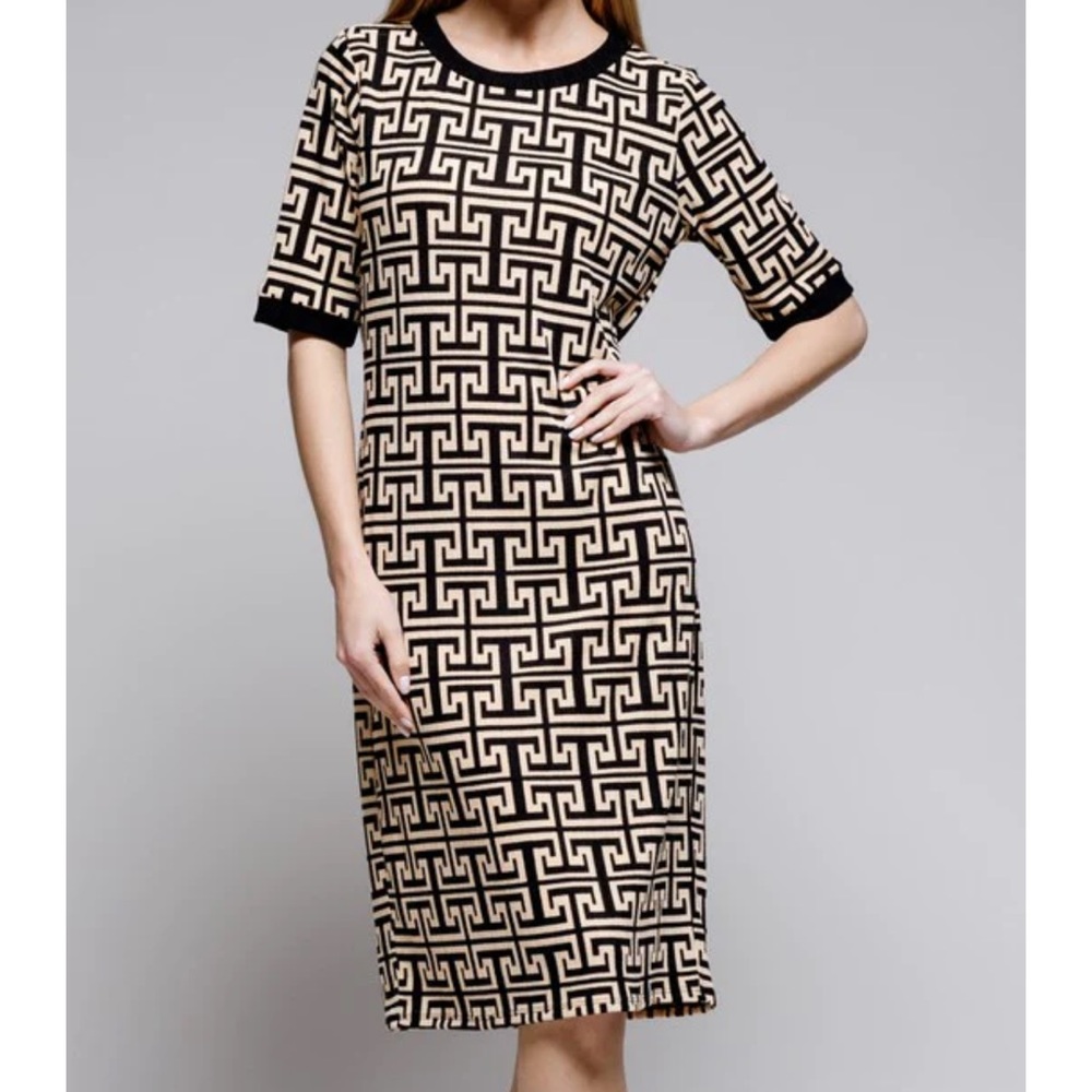 NWT Chic Designer Inspired Knit Dress - Picture 2 of 5
